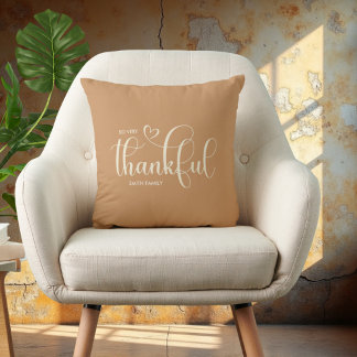 Coussin Reconnaissant Nom de Famille Personnalisé Orange