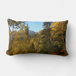 Coussin Rectangle Automne sur le sentier vers le lac Dream