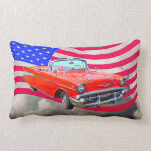 Coussin Rectangle Bel Air 1957 de Chevrolet et drapeau des USA