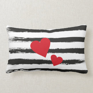 Coussin Rectangle Belles RAYURES NOIRES de traçage avec 2 coeurs