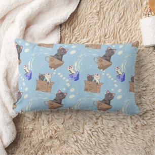 Coussin Rectangle Chats en boîte et gouttes de lait sur bleu