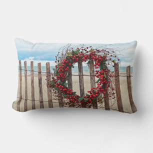 Coussin Rectangle couronne de Noël aux fraises rouges à la clôture
