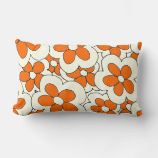 Coussin Rectangle Design Orange et Fleur de Crème dessinée à la main