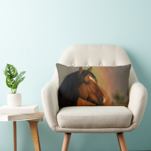 Coussin Rectangle Étalon sauvage, Lumière dorée et Arc-en-ciel