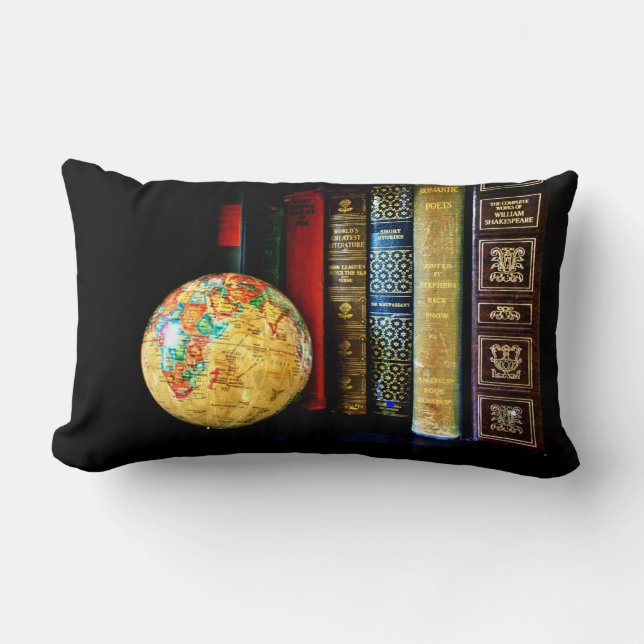 Coussin Rectangle Globe et livres vintages (Recto)