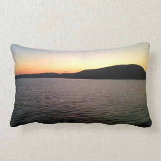Coussin Rectangle Le fleuve Hudson/coussin moderne de jet de rayures