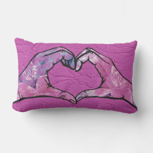 Coussin Rectangle Mains de coeur sur Arrière - plan de dentelle rose