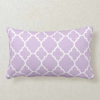 Coussin Rectangle Motif marocain blanc de Quatrefoil de lavande