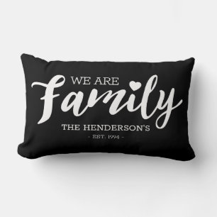 Coussin Rectangle Noir et blanc   Nous sommes la famille