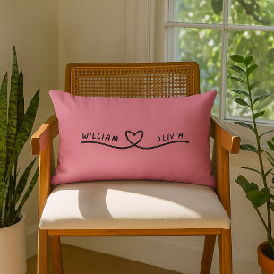 Coussin Rectangle Noms de Couple Personnalisés Noir et Rose Cœur