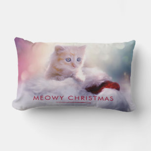 Coussin Rectangle Petit Kitten reposant sur un chapeau de Noël Meowy