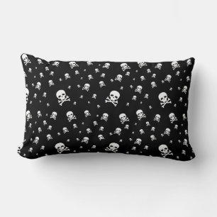 Coussin Rectangle Petits crânes de pirates blancs sur fond noir