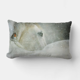 Coussin Rectangle Photo de White Horse and Bird en hiver