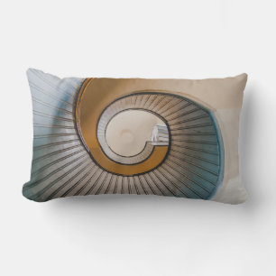 Coussin Rectangle Photographie en angle bas de l'échelle en spirale