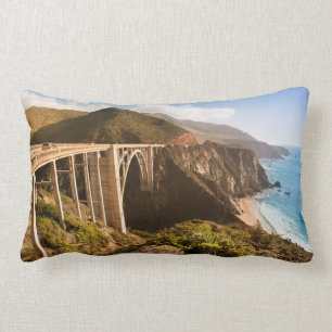 Coussin Rectangle Pont de Bixby, grand Sur, la Californie,