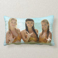 Pose de groupe dans l'eau