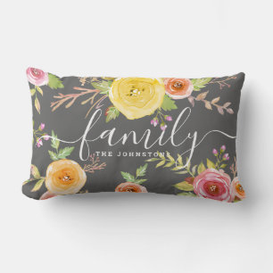 Coussin Rectangle Script d'aquarelle florale jaune monogramme de fam