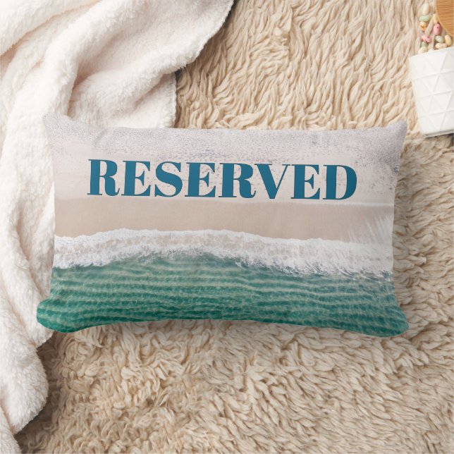Coussin Rectangle SMART! 🏖️ "Reserved" Beach Pillow – Vacation (Couverture)