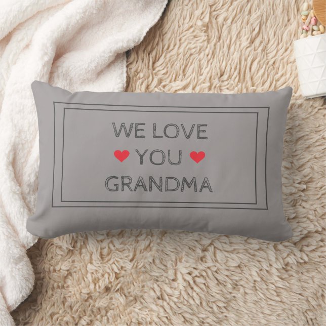 Coussin Rectangle 'We Love You Grandma' Rustique Chic Black Grey Red (Couverture)