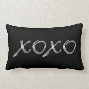 Coussin Rectangle XOXO dans l'argent et le noir