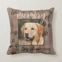 Regard du bois rustique commémoratif de chien fait