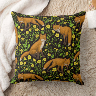 Coussin Renards et papillons sur le noir