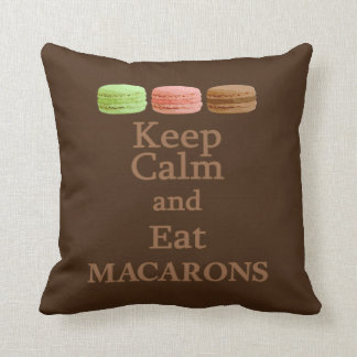 Coussin Restez calmes et mangez des macarons
