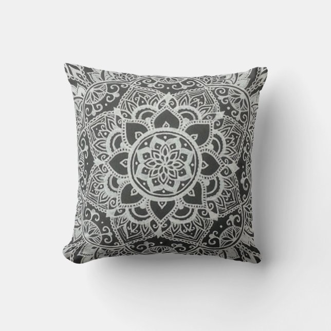 Coussin Résumé floral noir et blanc de Bohème (Recto)