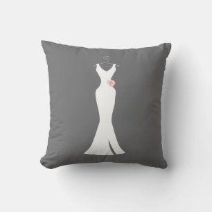 Coussin Robe blanche élégante sur gris - Conception simple