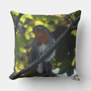 Coussin Robin mignon dans l'oreiller à lancer d'arbre