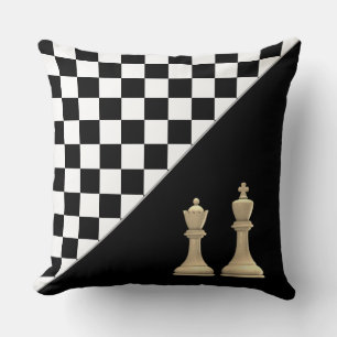Coussin Roi et Reine en Ivoire sur un Jeu d'Échecs Noir et