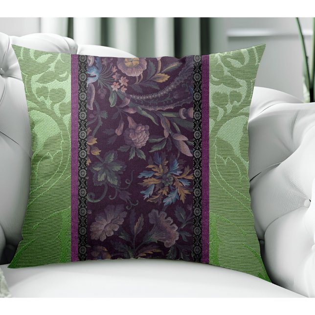 Coussin Romance gothique : Elégance victorienne verte et v (Créateur téléchargé)