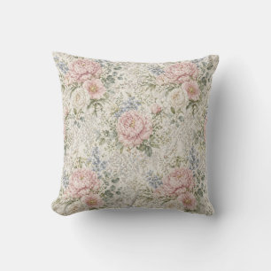Coussin Romance Victorien : Pivoines Rougissantes Dentelle
