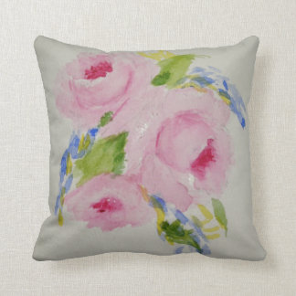 Coussin romantique et féminin de roses