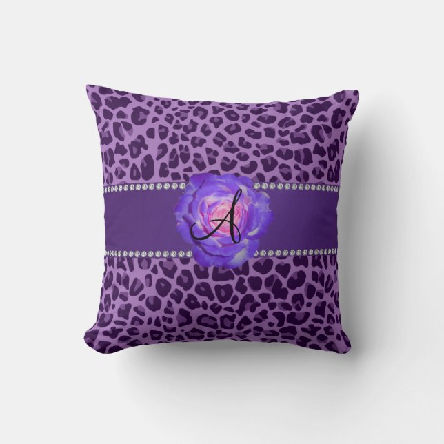 Coussin Rose pourpre de pourpre de léopard de monogramme (Recto)