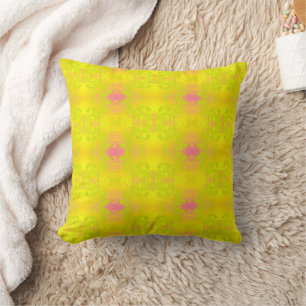Coussin rose tendre féminin