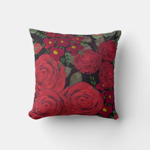 Coussin Roses rouges d'aquarelle sur le noir,