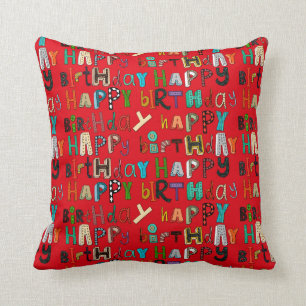 Coussin rouge de joyeux anniversaire
