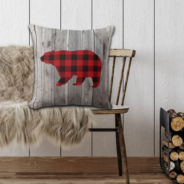 Coussin ruodland barn wood red buffalo plaid bear (rustic woodland barn wood red buffalo plaid bear throw pillow)