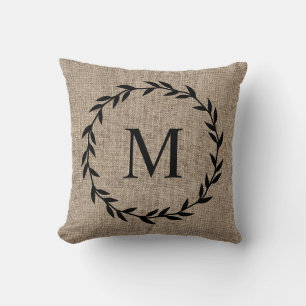 Coussin Rustic Laurel Wreath Farmhouse Style Monogramme