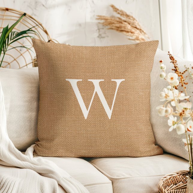 Coussin Rustique Faux Jute Toile Monogrammée (Créateur téléchargé)