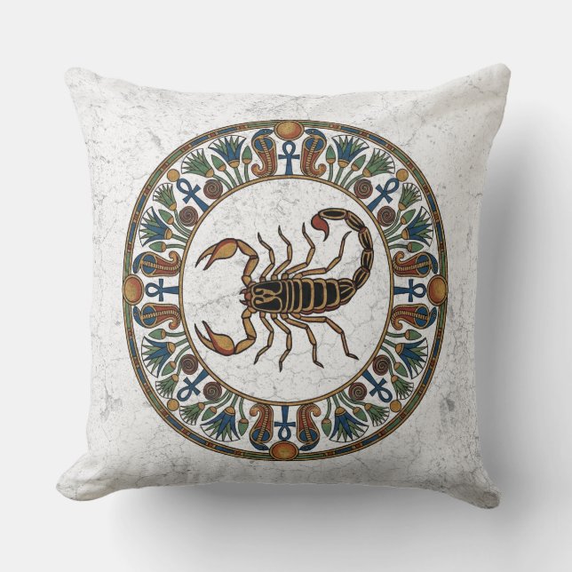 Coussin Sacred Scorpion of Serket: Ancient Egyptian Art (Recto)