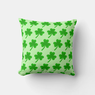 Coussin Saint Patrick's Day Shamrock Pot of Gold Celtic Kn