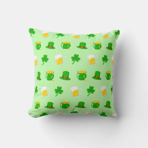 Coussin Saint Patrick's Day Shamrock Pot of Gold Celtic Kn