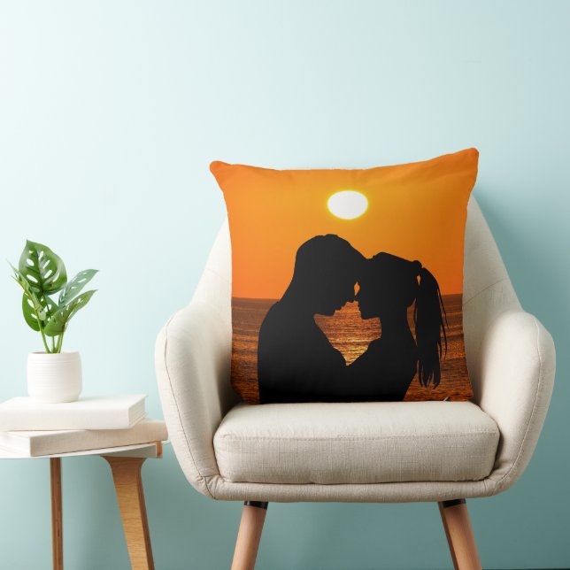 Coussin Saint Valentin Romantique pour deux photos personn (Chaise)