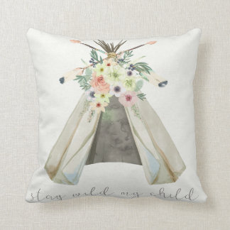 Coussin sauvage d'enfant de Boho de séjour floral