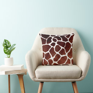 Coussin Savanna Grace : Silhouette de girafe inspirée de l