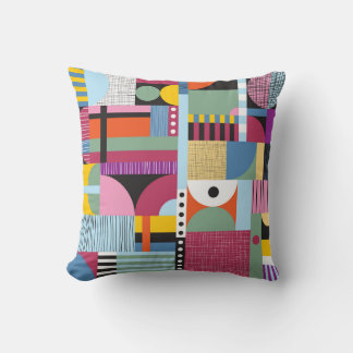 Coussin Scandinave coloré : mélange de motifs joyeux.