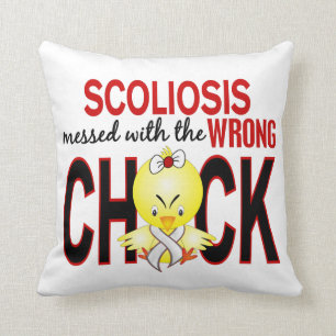 Coussin Scoliose salie avec le poussin faux