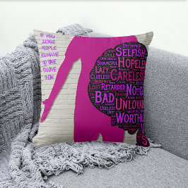 Coussin Si vous jugez les gens, citations inspirantes jete